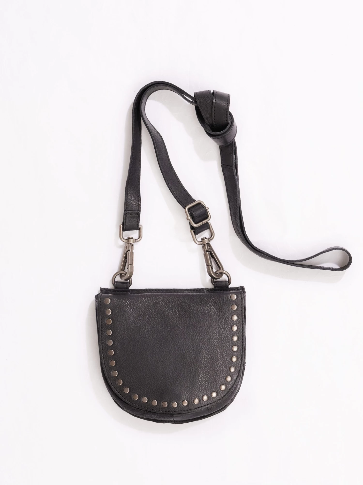 Latico Janna Crossbody BLACK