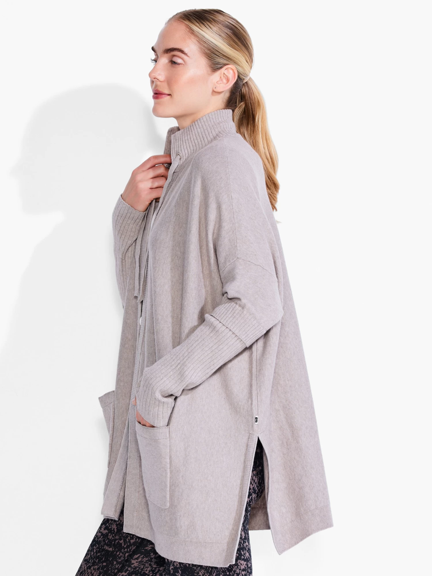 Cool Down Pocket Cardigan LIGHT PEBBLE - Image 2