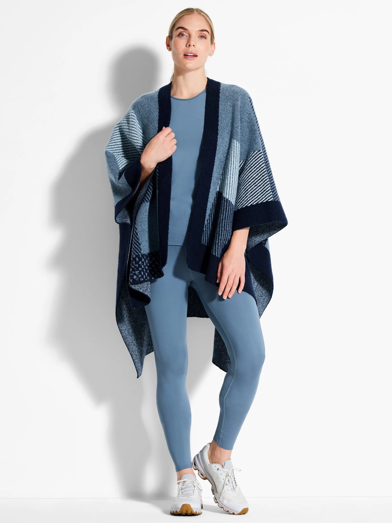 Cozy Reversible Jacquard Poncho AQUA MULTI