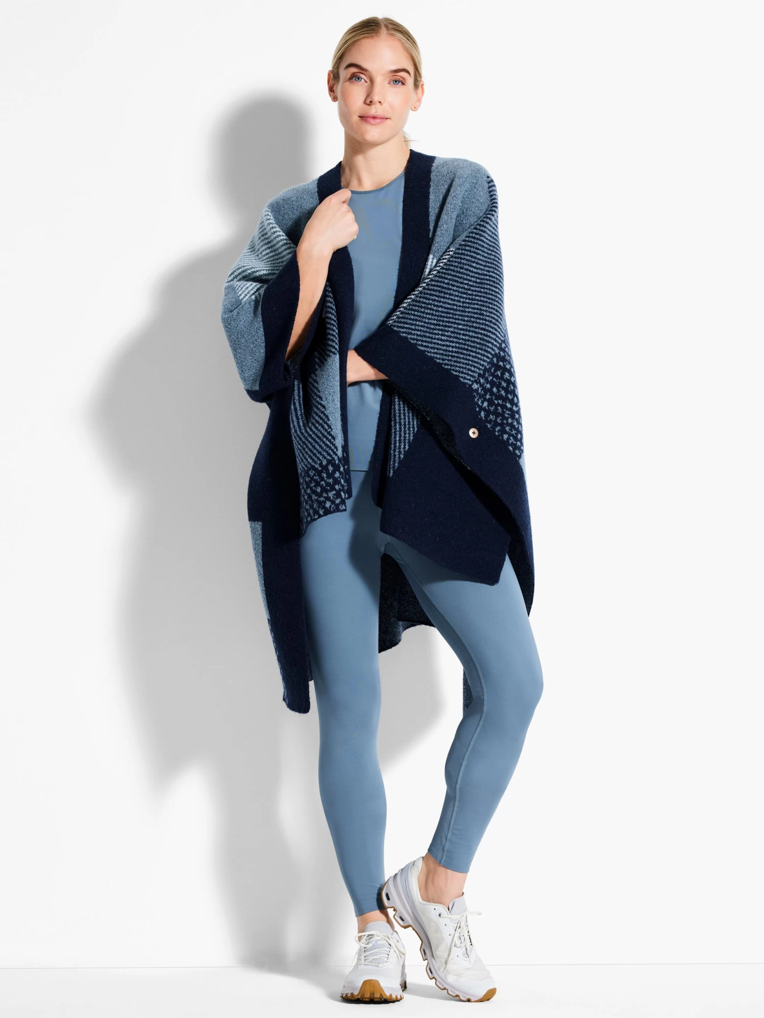 Cozy Reversible Jacquard Poncho AQUA MULTI - Image 4