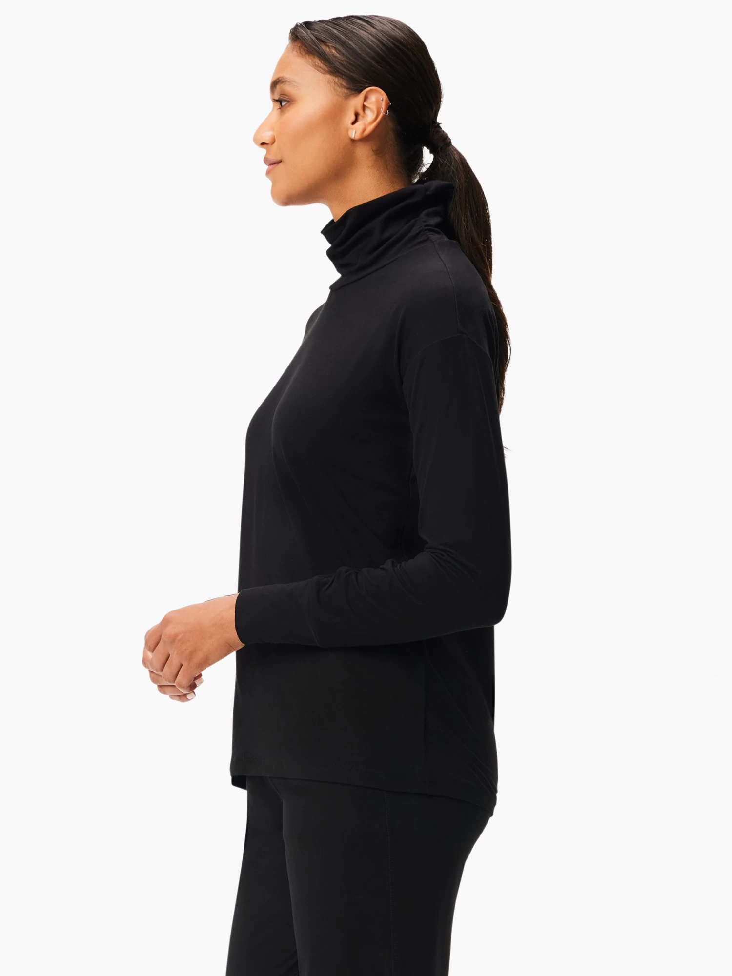 Brushed Flow Turtleneck BLACK ONYX - Image 2