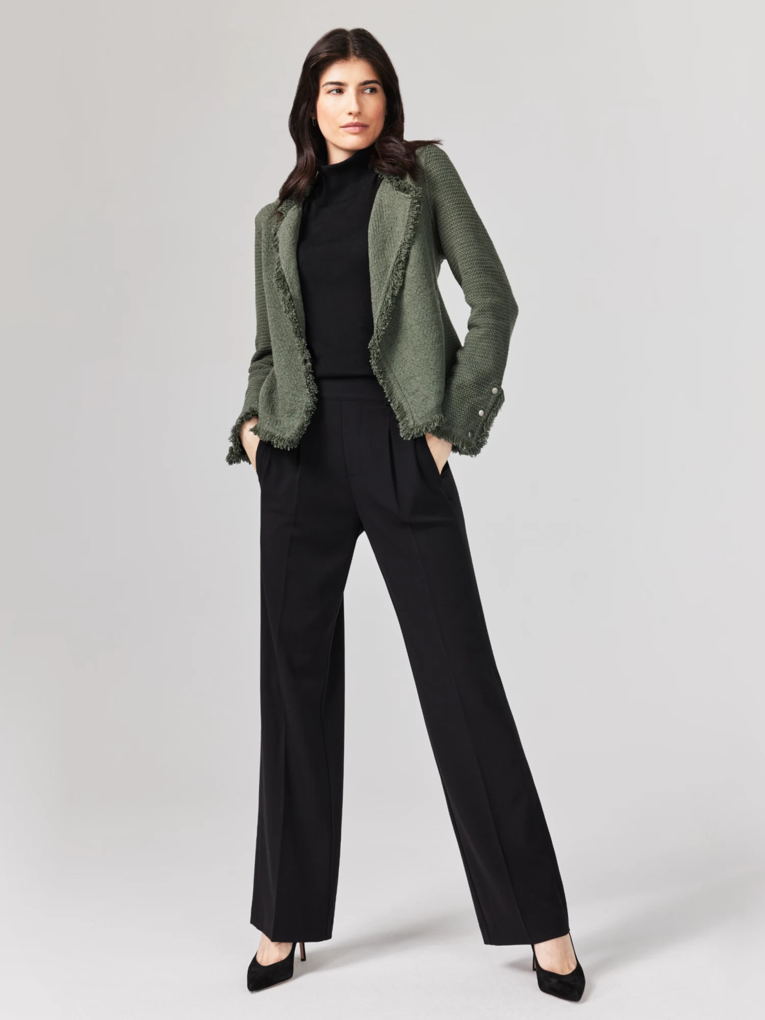 31" The Avenue Wide Leg Pleated Pant - Image 5
