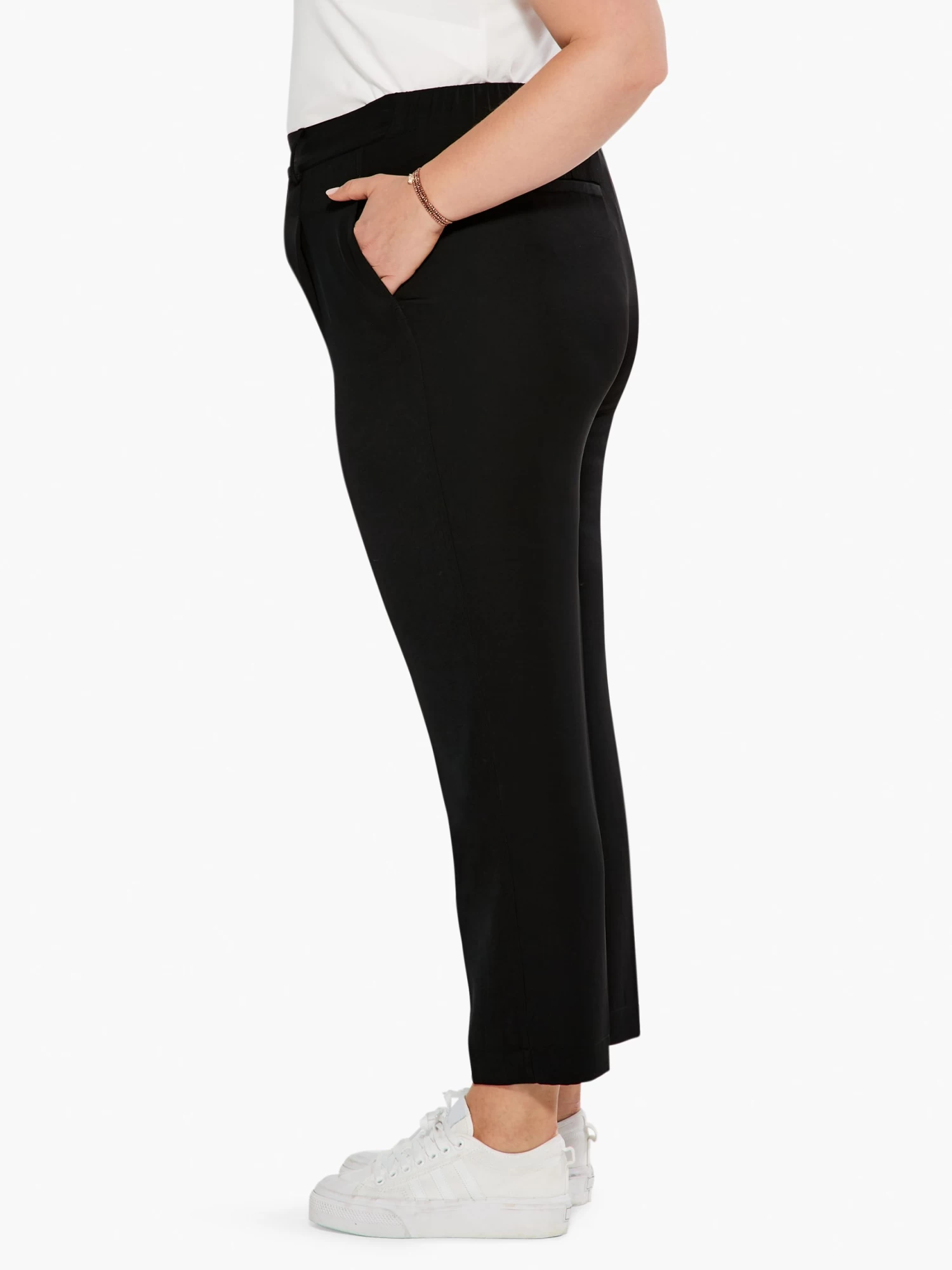 Smart Look Relaxed Trouser BLACK ONYX - Image 2